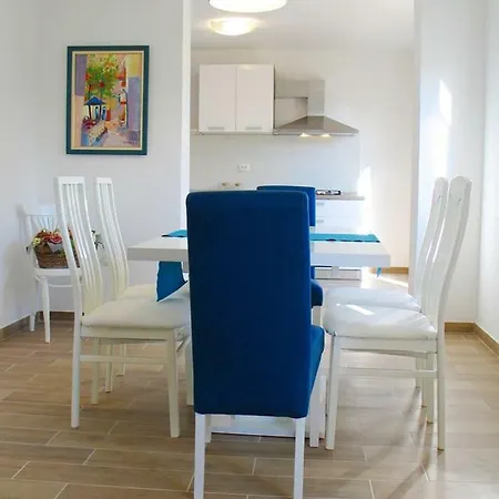 Windrose Apartment